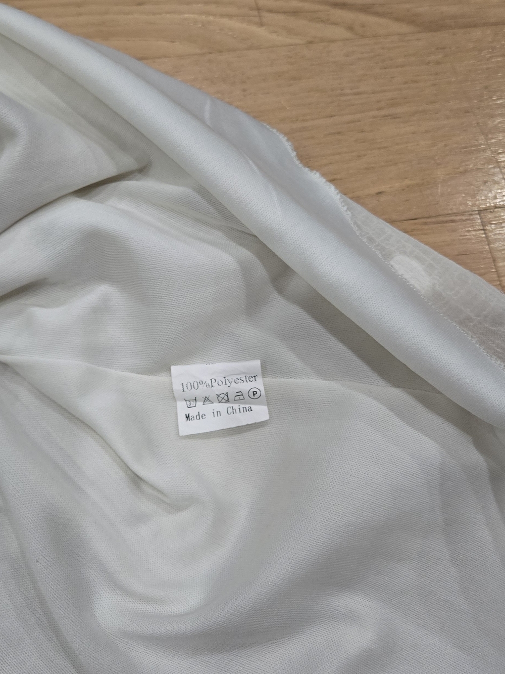 White V Neck Button Front Sleeveless Top - Picture 10 of 11